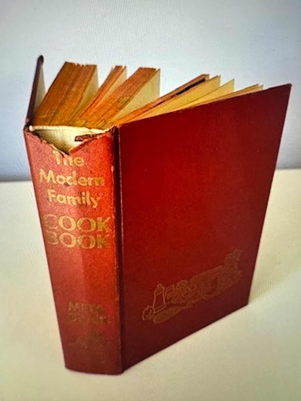 The Modern Family Cook Book - Picture 7 of 8